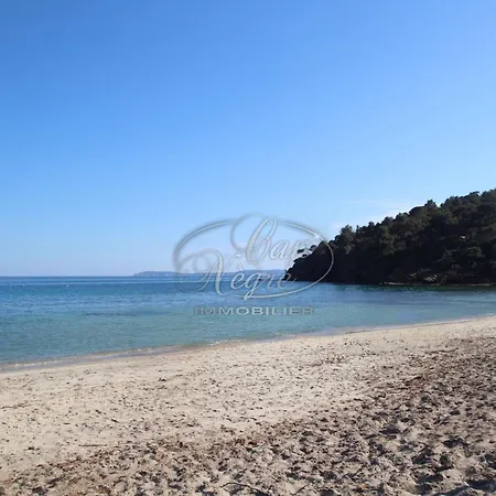 T2 Pour 4 Personnes Avec Grande Terrasse Et Pergola A 300m De Pramousquier - Le Lavandou